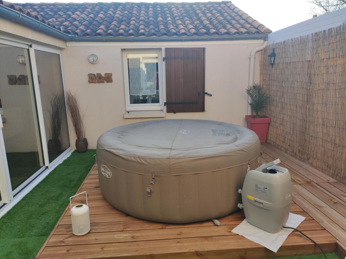 La Cagouille Bed & Breakfast Mauze-sur-le-Mignon Exterior photo